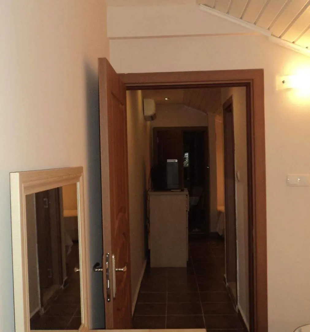 אולודניץ Club La Perla Hotel